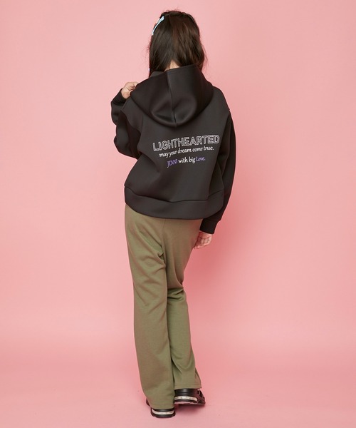 JENNI love（ジェニィラブ）の「センターシームフレアパンツ（その他パンツ・キッズ・カーキ/ベージュ/ブラック・130cm/140cm/150cm/160cm）」の16枚目の写真