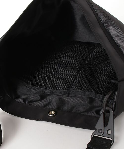 TAIKAN(テイケン)の「【TAIKAN / テイケン】SUKHOI BAG / ショルダーバッグ(ショルダーバッグ・メンズ・ブラック・FREE)」の12枚目の写真