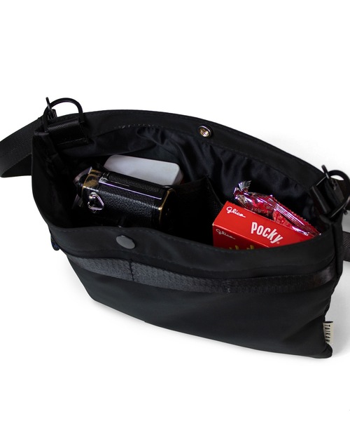 TAIKAN(テイケン)の「【TAIKAN / テイケン】SUKHOI BAG / ショルダーバッグ(ショルダーバッグ・メンズ・ブラック・FREE)」の6枚目の写真