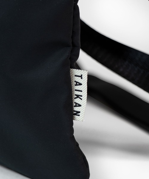 TAIKAN(テイケン)の「【TAIKAN / テイケン】SUKHOI BAG / ショルダーバッグ(ショルダーバッグ・メンズ・ブラック・FREE)」の8枚目の写真