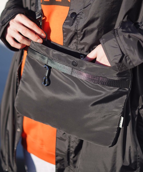 TAIKAN(テイケン)の「【TAIKAN / テイケン】SUKHOI BAG / ショルダーバッグ(ショルダーバッグ・メンズ・ブラック・FREE)」の18枚目の写真
