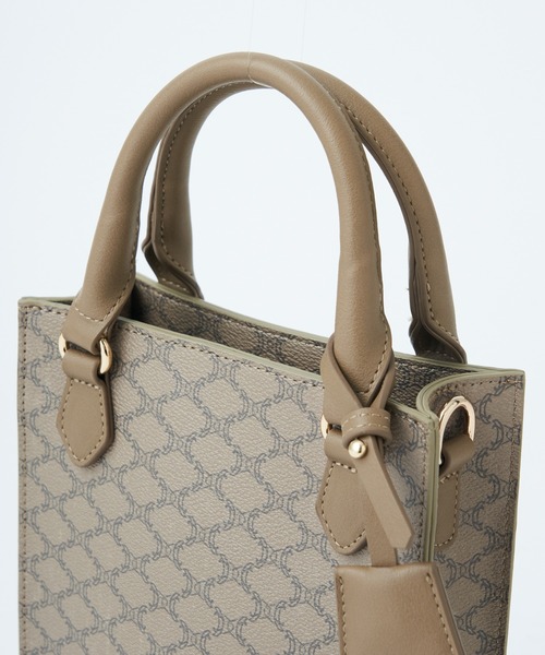 COLONY 2139（コロニートゥーワンスリーナイン）の「モノグラム縦長ミニトートバッグ（トートバッグ・レディース・アイボリー/ブラウン/ベージュ・FREE）」の10枚目の写真