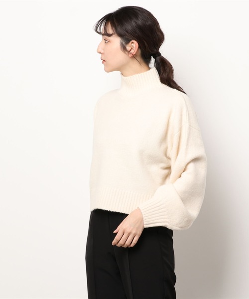 INGNI(イング)の「もちもちハイネック/ショート丈ニット(ニット/セーター・レディース・ピンク/イエロー/ブルー/ライトグリーン/アイボリー・M)」の2枚目の写真