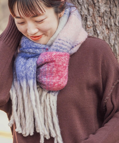 ITEMS URBANRESEARCH(アイテムズ アーバンリサーチ)の「ブークレボーダーストール(ストール/ショール・レディース・ブラック/ネイビー/グレー・ONE)」の12枚目の写真