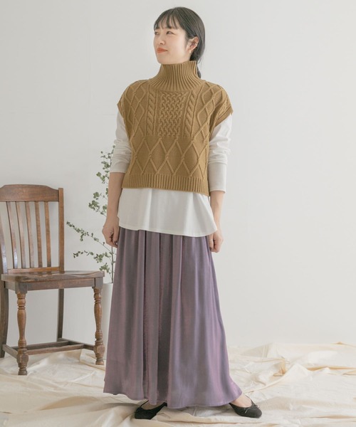 ITEMS URBANRESEARCH（アイテムズ アーバンリサーチ）の「ケーブルショートニットベスト（ベスト・レディース・グレー系その他/マスタード/ブラック・FREE）」の3枚目の写真