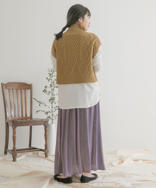 ITEMS URBANRESEARCH（アイテムズ アーバンリサーチ）の「ケーブルショートニットベスト（ベスト・レディース・グレー系その他/マスタード/ブラック・FREE）」の8枚目の写真