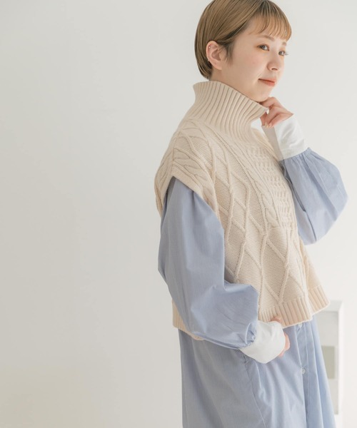 ITEMS URBANRESEARCH（アイテムズ アーバンリサーチ）の「ケーブルショートニットベスト（ベスト・レディース・グレー系その他/マスタード/ブラック・FREE）」の14枚目の写真