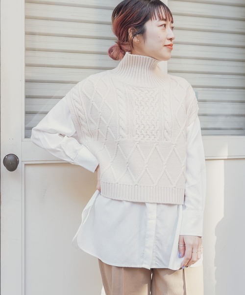 ITEMS URBANRESEARCH（アイテムズ アーバンリサーチ）の「ケーブルショートニットベスト（ベスト・レディース・グレー系その他/マスタード/ブラック・FREE）」の15枚目の写真