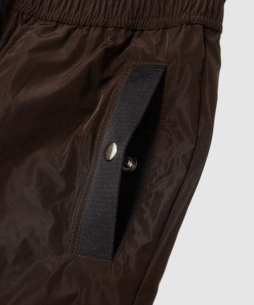 GmbH(ゲーエムベーハー)の「Woven JOGGING TROUSERS(その他パンツ・メンズ・ブラウン・M/L)」の4枚目の写真