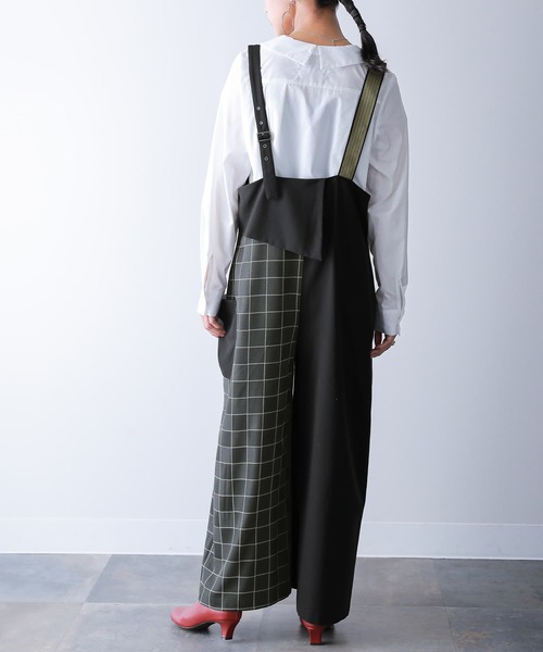 osharewalker（オシャレウォーカー）の「【廃盤】『チェック柄切替アシメサロペット』（サロペット/オーバーオール・レディース・ブラック・1/2）」の7枚目の写真