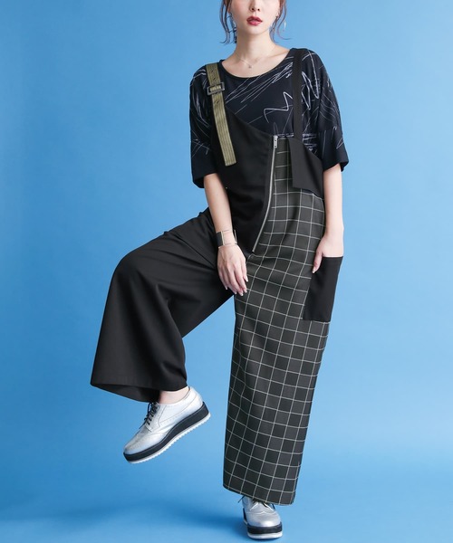 osharewalker（オシャレウォーカー）の「【廃盤】『チェック柄切替アシメサロペット』（サロペット/オーバーオール・レディース・ブラック・1/2）」の10枚目の写真