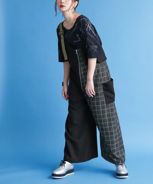 osharewalker（オシャレウォーカー）の「【廃盤】『チェック柄切替アシメサロペット』（サロペット/オーバーオール・レディース・ブラック・1/2）」の12枚目の写真