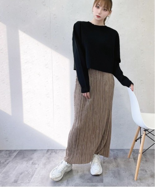 Per sist ence（パーシエンス）の「Per sist ence/パーシエンス　シャイニー  プリーツスカート（スカート・レディース・ブラック/オフホワイト/イエロー/オレンジ/グリーン/グレイッシュベージュ・FREE）」の17枚目の写真