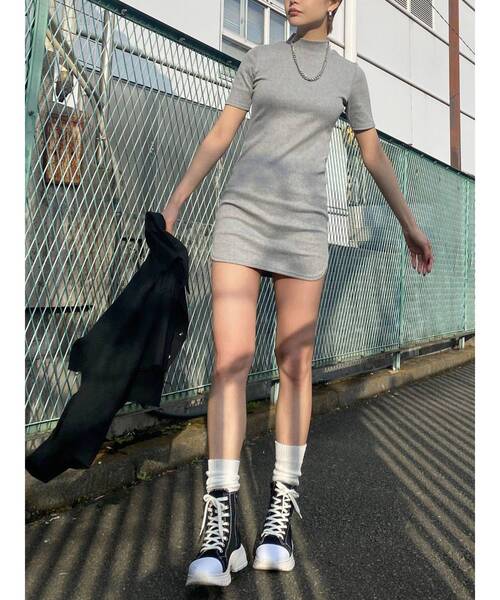 EMODA（エモダ）の「ハイネックフィットリブワンピース（ワンピース・レディース・アイボリー/グレー/ブラック/ブルー・FREE）」の14枚目の写真