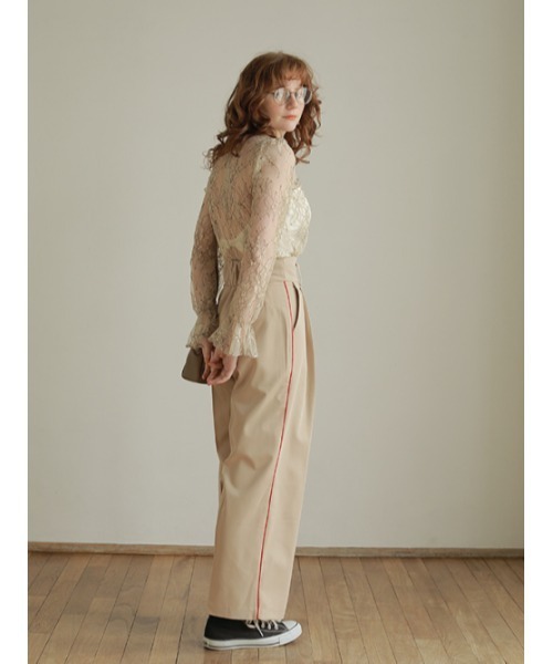 AMAIL(アマイル)の「Piping milk pants(スラックス・レディース・ベージュ/ピンク・S/M)」の13枚目の写真
