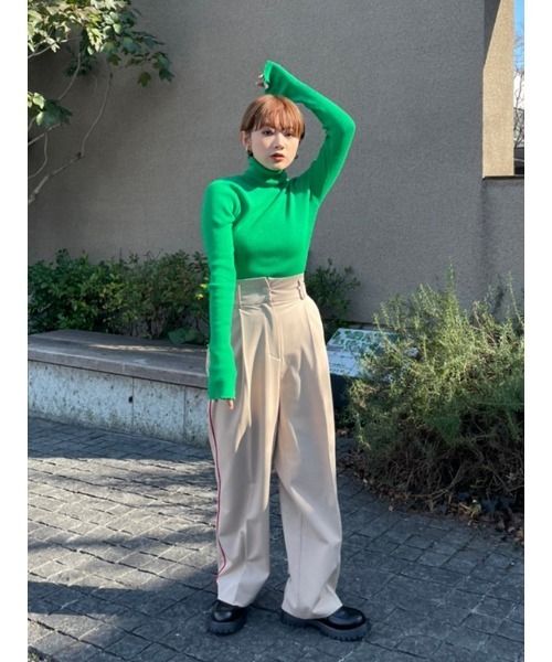 AMAIL(アマイル)の「Piping milk pants(スラックス・レディース・ベージュ/ピンク・S/M)」の7枚目の写真