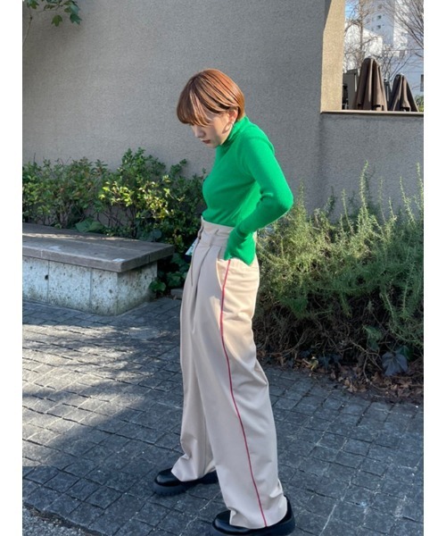 AMAIL(アマイル)の「Piping milk pants(スラックス・レディース・ベージュ/ピンク・S/M)」の8枚目の写真