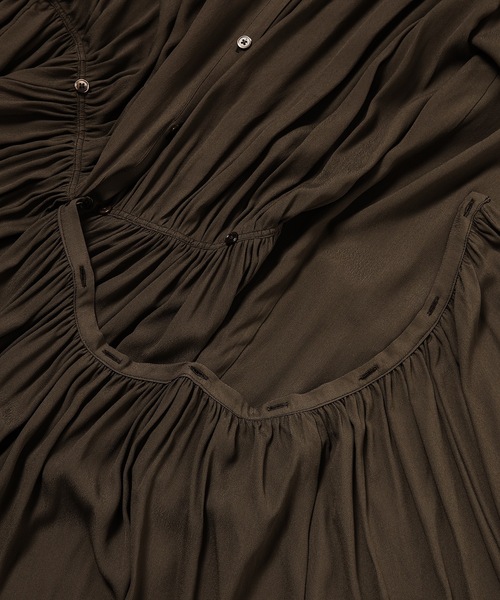 LEMAIRE(ルメール)の「APRON DRESS(ワンピース・レディース・ブラウン系その他・34/36)」の4枚目の写真