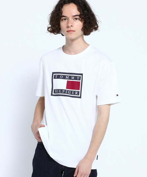 ヒルフィガーマルチフラッグTシャツ 2点でさらに10％OFF】ヒルフィガーマルチフラッグTシャツ