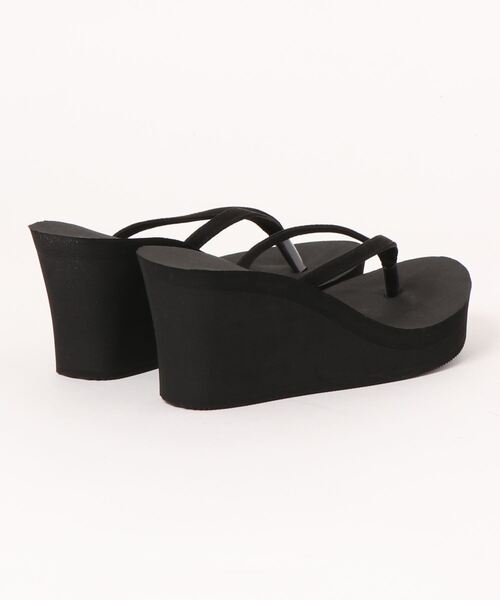 San-ai Resort 三愛水着楽園（サンアイリゾート　サンアイミズギラクエン）の「シンプル厚底ビーチサンダル【San-ai Resort（サンアイリゾート）】（サンダル・レディース・ホワイト/ブラック/グレー系その他・SMALL/LARGE/MEDIUM）」の4枚目の写真