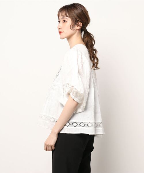 zootie（ズーティー）の「レース切替 バルーンスリーブ リネンブラウス（シャツ/ブラウス・レディース・オフホワイト・M）」の6枚目の写真