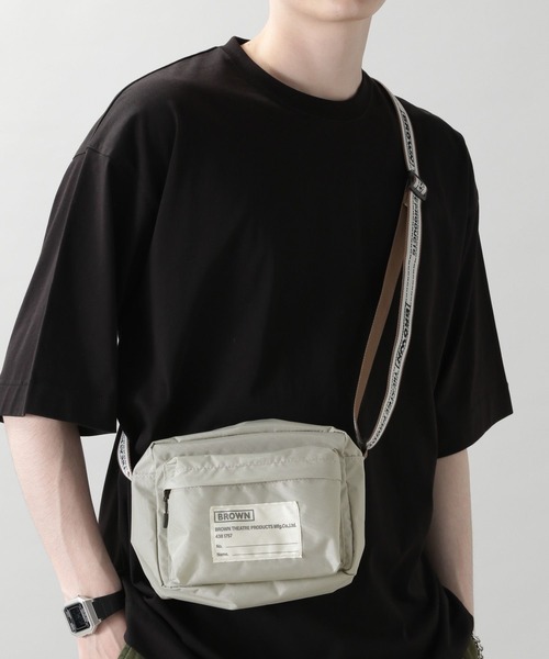 THEATRE PRODUCTS（シアタープロダクツ）の「【THEATRE PRODUCTS】別注ナイロン/ミニショルダーバッグ（ショルダーバッグ・メンズ・ブラック/グレー/パープル・FREE）」の3枚目の写真