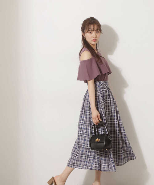 PROPORTION BODY DRESSING(プロポーションボディドレッシング)の「<E>シアーチェックタックスカート / 1212227501(スカート・レディース・ネイビー/グリーン/ライトグリーン・SMALL/MEDIUM)」の5枚目の写真