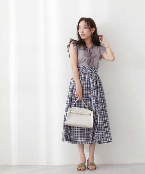 PROPORTION BODY DRESSING(プロポーションボディドレッシング)の「<E>シアーチェックタックスカート / 1212227501(スカート・レディース・ネイビー/グリーン/ライトグリーン・SMALL/MEDIUM)」の9枚目の写真