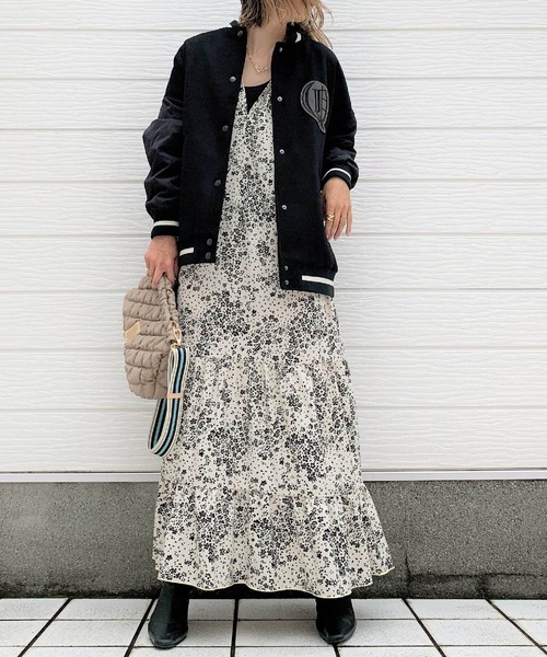 Q(キュー)の「モノトーンフラワーワンピース(ワンピース・レディース・ホワイト系その他/ブラック系その他・MEDIUM)」の4枚目の写真