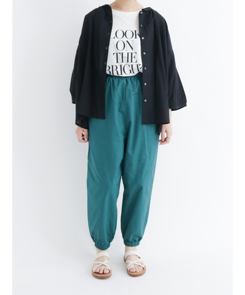 Samansa Mos2（サマンサ モスモス）の「丸襟ギャザーシャツ（シャツ/ブラウス・レディース・ブラック/グレー/オフホワイト/ピンク/グリーン・ﾌﾘ-）」の7枚目の写真