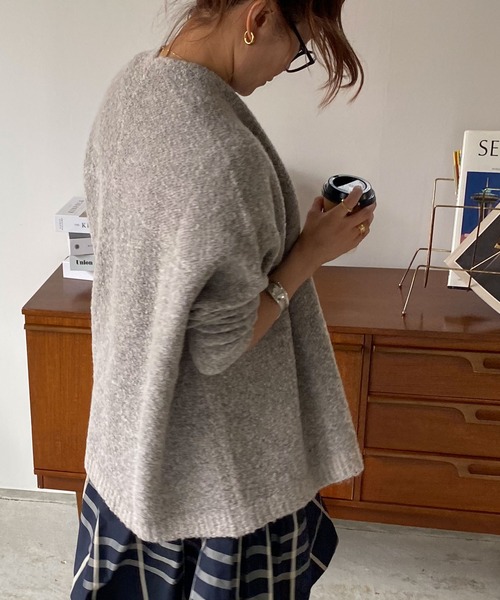 DONOBAN(ドノバン)の「ブークレニット カーディガン(カーディガン/ボレロ・レディース・ライトグレー/モカ/スモークピンク/ダークベージュ・F)」の11枚目の写真
