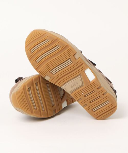 suicoke(スイコック)の「【SUICOKE】AKK?ab(スニーカー・レディース・ベージュ・23cm/24cm/25cm)」の3枚目の写真