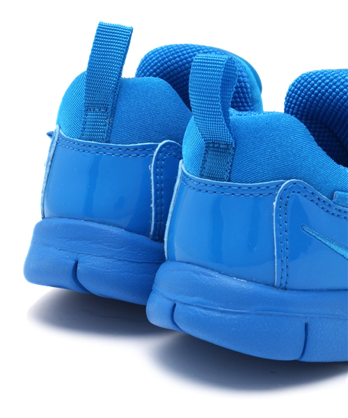 NIKE(ナイキ)の「ベビー キッズ ナイキ ダイナモ フリー トドラー NIKE DYNAMO FREE (TD) 343938(スニーカー・キッズ・レッド/ピンク/オレンジ/グリーン/ブルー・12cm/13cm/14cm/15cm/16cm)」の12枚目の写真