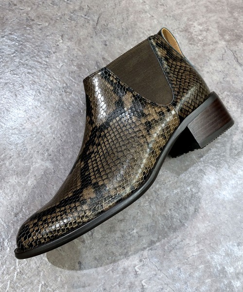 APOM（アポム）の「《APOM》本革サイドゴアショートブーツ（ブーツ