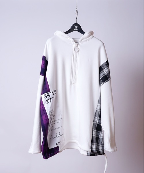 rovtski（ロフトスキー）の「AFYFSIDE CHECK PARKA/ビッグシルエット サイドチェックパーカー（パーカー・メンズ・ブラック系その他/ホワイト系その他2/ブラック系その他2/ホワイト系その他/ブラック系その他3/ホワイト系その他4/ブラック系その他4/ホワイト系その他3/ホワイト系その他6/ホワイト系その他5/サックスブルー/ブラック系その他5・FREE）」の19枚目の写真