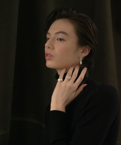 novice（ノーヴィス）の「【novice】Safety Pin Pierce（ピアス（両耳用）・レディース・シルバー/ゴールド・FREE）」の11枚目の写真