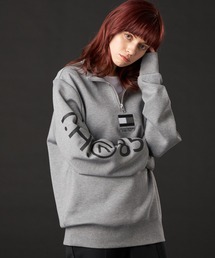 MONOCHROME CAPSULE COLLECTION モノクロームグラフィック1/2ジップトレーナー