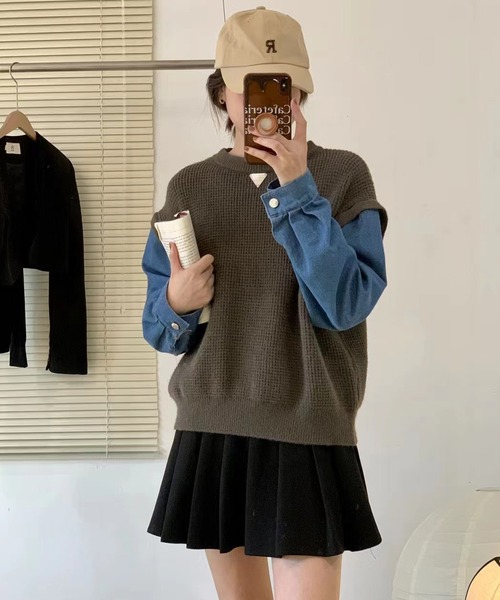 LAFFMO(ラフモ)の「デニムシャツドッキングニットトップス(その他トップス・レディース・モカ/ダークグレー/ライトグレー・FREE)」の4枚目の写真