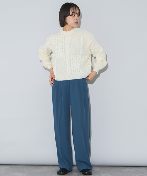mebole(メボレ)の「ケーブル編みクルーネックセーター(ニット/セーター・レディース・ホワイト/レッド/ブルー/グリーン/ブラウン・FREE)」の12枚目の写真