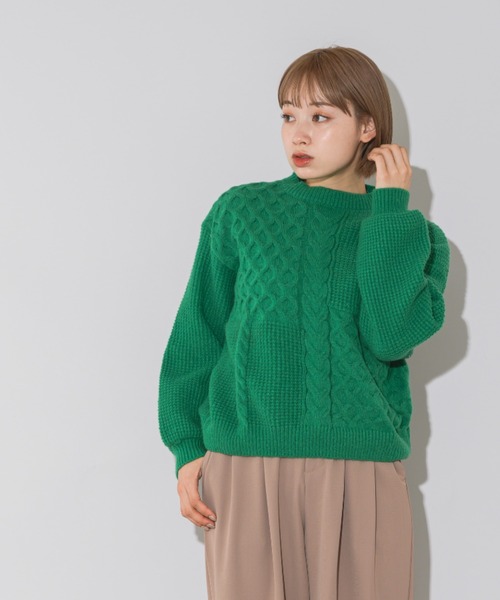 mebole(メボレ)の「ケーブル編みクルーネックセーター(ニット/セーター・レディース・ホワイト/レッド/ブルー/グリーン/ブラウン・FREE)」の20枚目の写真