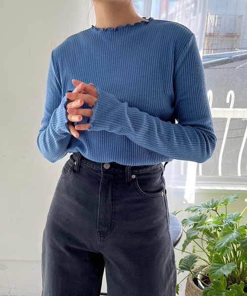 LOWRYS FARM(ローリーズファーム)の「サムホールメローロングスリーブ 175446(ニット/セーター・レディース・ブラック/ホワイト/グリーン/ブルー・FREE)」の4枚目の写真