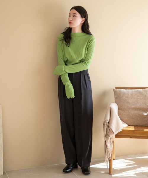 LOWRYS FARM(ローリーズファーム)の「サムホールメローロングスリーブ 175446(ニット/セーター・レディース・ブラック/ホワイト/グリーン/ブルー・FREE)」の6枚目の写真