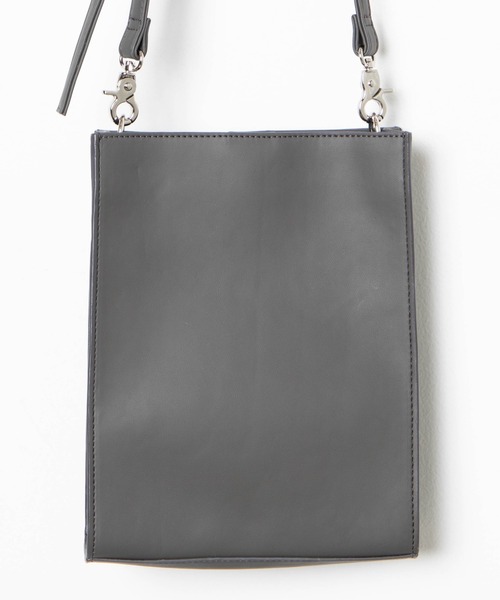 WEGO（ウィゴー）の「WEGO/PUスクエアショルダー（ショルダーバッグ・レディース・ブラック/ホワイト/ダークグリーン/グレー/ブラック系その他・FREE）」の9枚目の写真