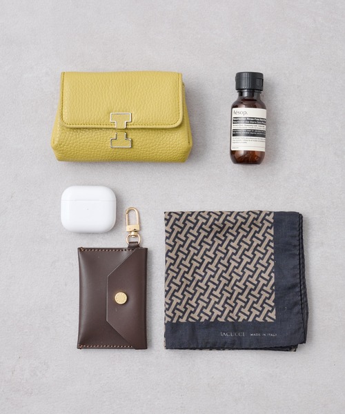 IACUCCI(イアクッチ)の「ベルタ XS CERVO(ショルダーバッグ・レディース・サンドベージュ/ライトグレー/アイボリー/ブラック/ピンク/ベージュ系・FREE)」の9枚目の写真