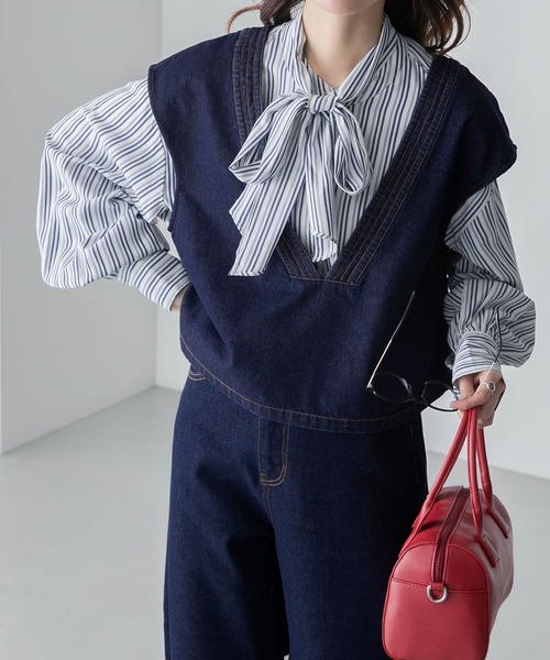 BONLECILL(ボンルシール)の「【セットアップ対応】前後2way 深Vネック クロップドツイルベスト(ベスト・レディース・アイボリー/ブラック/ブルー/ベージュ/ネイビー/ピンク・FREE)」の14枚目の写真