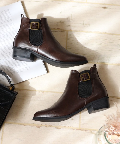 LibertyDoll（リバティードール）の「ポインテッドローヒールブーツ（ブーツ・レディース・ダークブラウン系2/ダークブラウン系4/キャメル/ブラック系1/ブラック系3/ブラック系4/ダークブラウン系3/グレー系1/ブラック系6/ブラック系5/ブラック系7/アイボリー系2/グレー系2/ブラック系2/ダークブラウン系1/アイボリー系1・LL/S/M/L/SS/3L）」の13枚目の写真