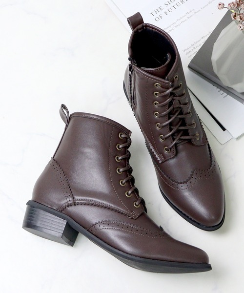 LibertyDoll（リバティードール）の「ポインテッドローヒールブーツ（ブーツ・レディース・ダークブラウン系2/ダークブラウン系4/キャメル/ブラック系1/ブラック系3/ブラック系4/ダークブラウン系3/グレー系1/ブラック系6/ブラック系5/ブラック系7/アイボリー系2/グレー系2/ブラック系2/ダークブラウン系1/アイボリー系1・LL/S/M/L/SS/3L）」の18枚目の写真