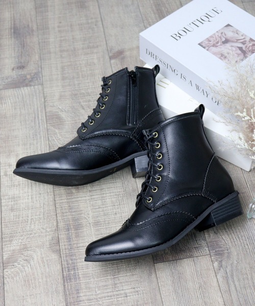 LibertyDoll（リバティードール）の「ポインテッドローヒールブーツ（ブーツ・レディース・ダークブラウン系2/ダークブラウン系4/キャメル/ブラック系1/ブラック系3/ブラック系4/ダークブラウン系3/グレー系1/ブラック系6/ブラック系5/ブラック系7/アイボリー系2/グレー系2/ブラック系2/ダークブラウン系1/アイボリー系1・LL/S/M/L/SS/3L）」の20枚目の写真