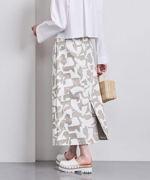 UNITED ARROWS(ユナイテッドアローズ)の「プリント Aライン スカート(スカート・レディース・ダークブラウン/オフホワイト・36/38/40)」の5枚目の写真