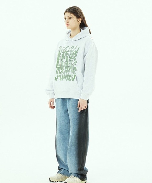WaiKei（ワイケイ）の「【UNISEX】Wai Kei／タイポグラフィフーディー(裏起毛) 2194825（パーカー・レディース・ブラック/ネイビー/オフホワイト・MEDIUM/LARGE）」の19枚目の写真